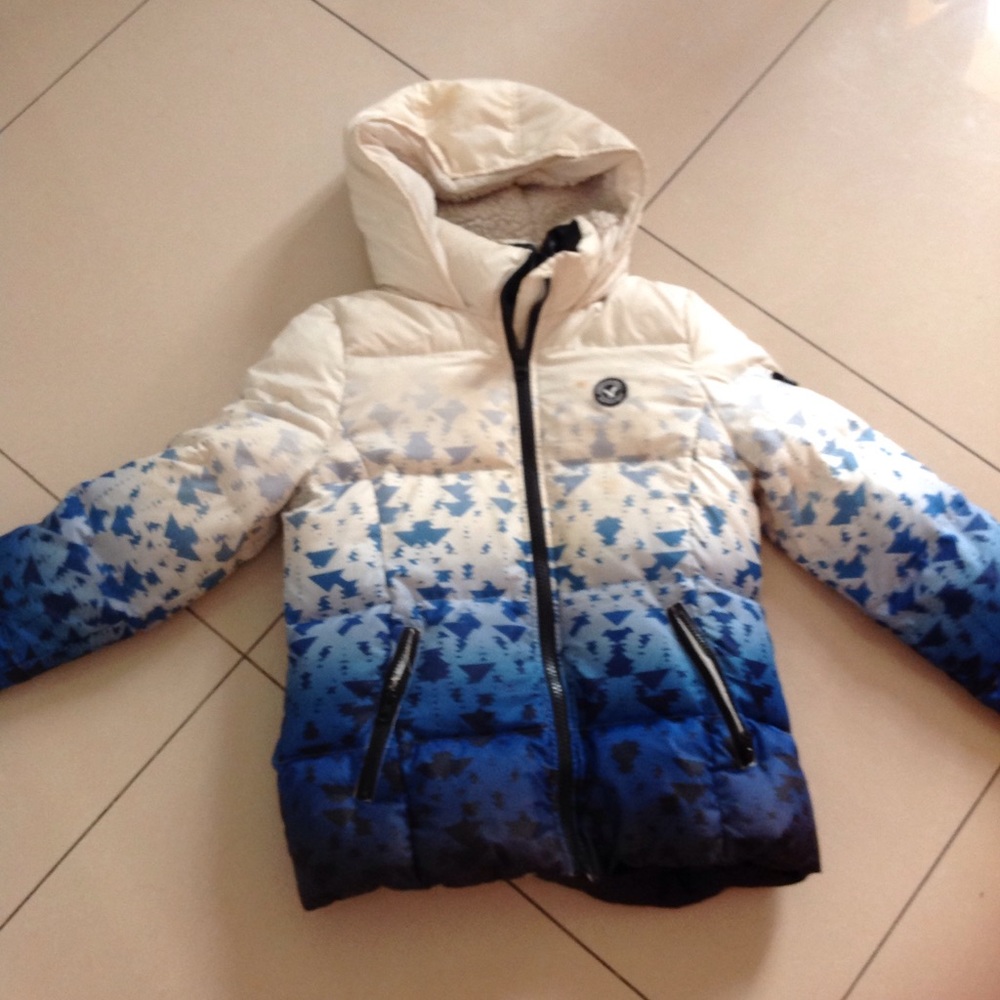American eagle puffer jacket